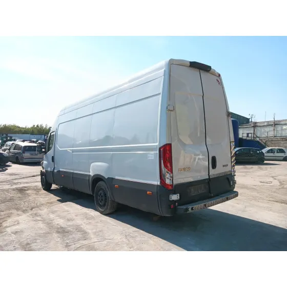 Iveco DAILY VI FURGONETA 2016