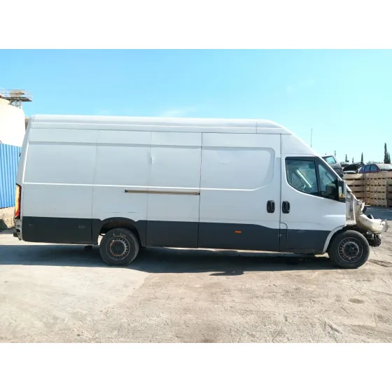 Iveco DAILY VI FURGONETA 2016
