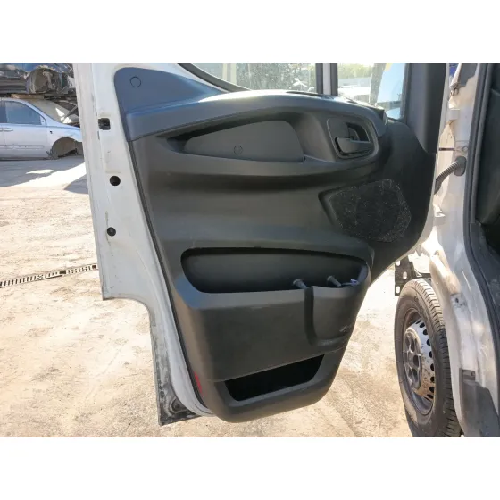 Iveco DAILY VI FURGONETA 2016
