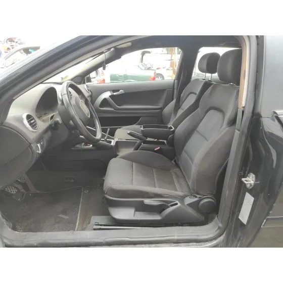 AUDI A3 (8P) '2010 2.0 TDI GRIS