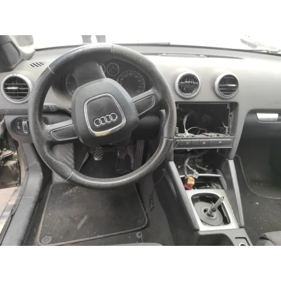 AUDI A3 (8P) '2010 2.0 TDI GRIS