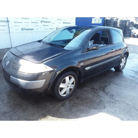 RENAULT MEGANE II BERLINA 3P '2004 1.6 16V NEGRO