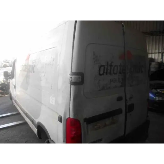 NISSAN INTERSTAR (X70) '2003 2.5 DCI DIESEL CAT BLANCO