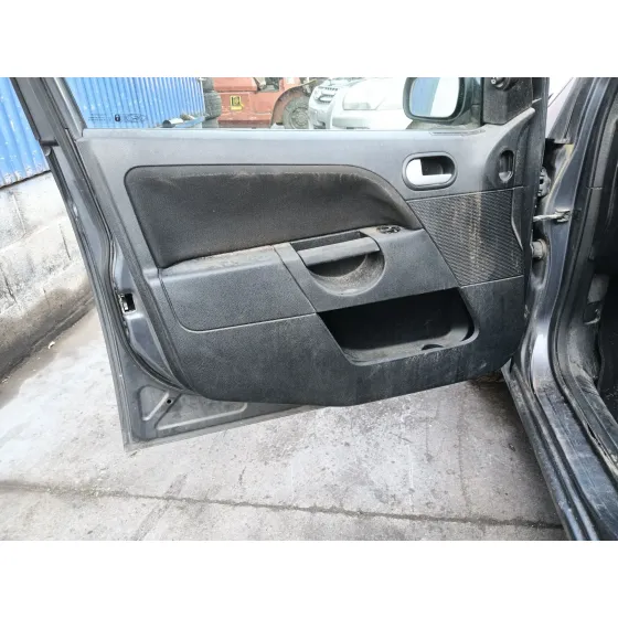 Ford FIESTA V (JH_, JD_) 2004