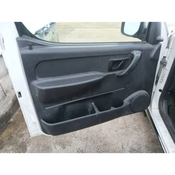 Citroen BERLINGO / BERLINGO FIRST FURGONETA/MONOVOLUMEN (M_) 1996
