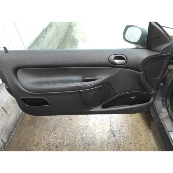 PEUGEOT 206 CC '2002 2.0 16V CAT NEGRO
