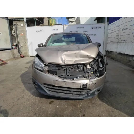 NISSAN QASHQAI (J10) '2011 *