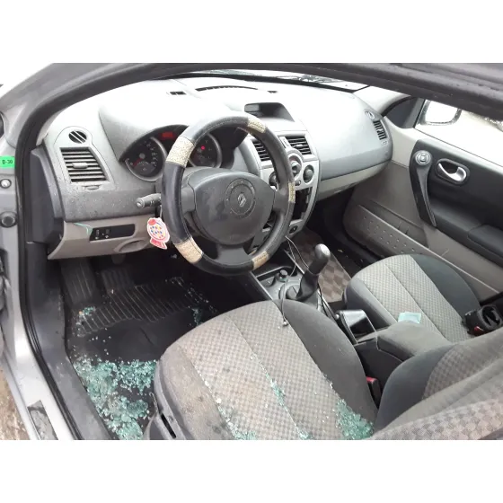 RENAULT MEGANE II CLASSIC BERLINA '2003 1.5 DCI DIESEL PLATA