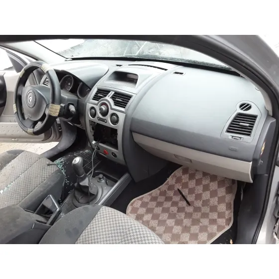 RENAULT MEGANE II CLASSIC BERLINA '2003 1.5 DCI DIESEL PLATA