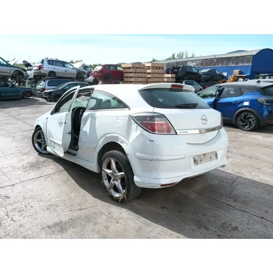 Opel ASTRA H GTC (A04) 2005