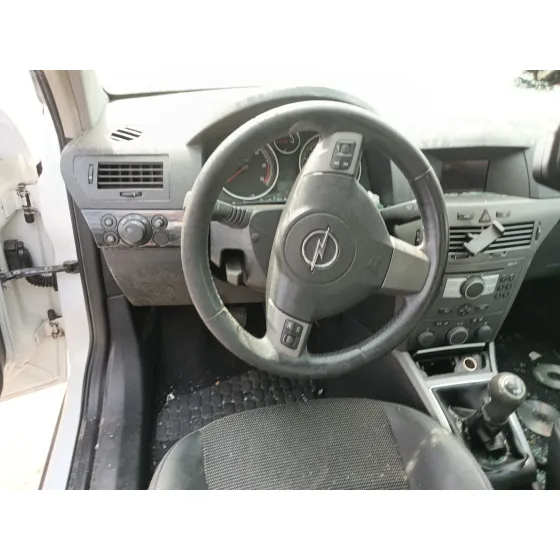 Opel ASTRA H GTC (A04) 2005