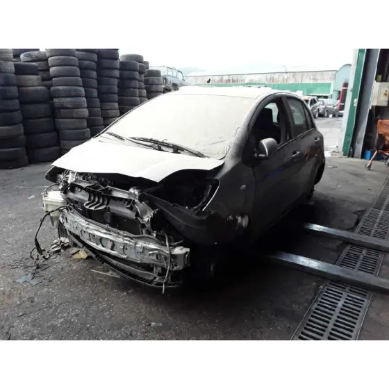 TOYOTA YARIS (KSP9/SCP9/NLP9) '2006 ROCK IN RIO GRIS VERDOSO