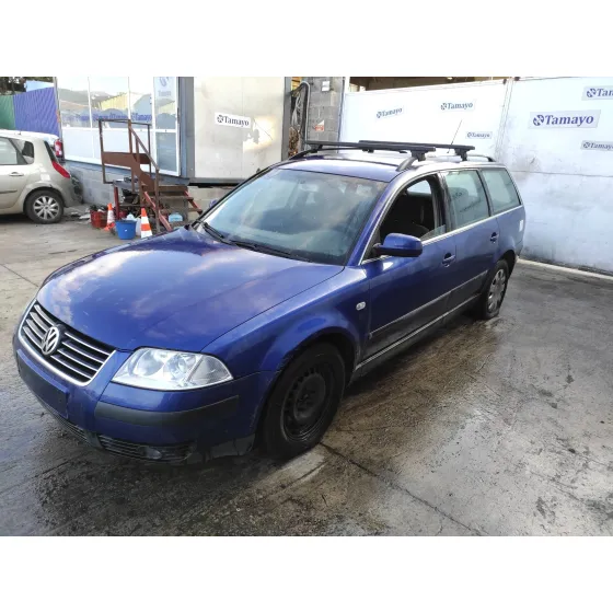 VOLKSWAGEN PASSAT VARIANT (3B6) '2002 1.9 TDI AZUL MARINO