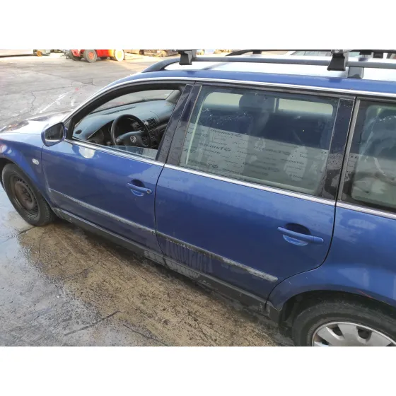 VOLKSWAGEN PASSAT VARIANT (3B6) '2002 1.9 TDI AZUL MARINO