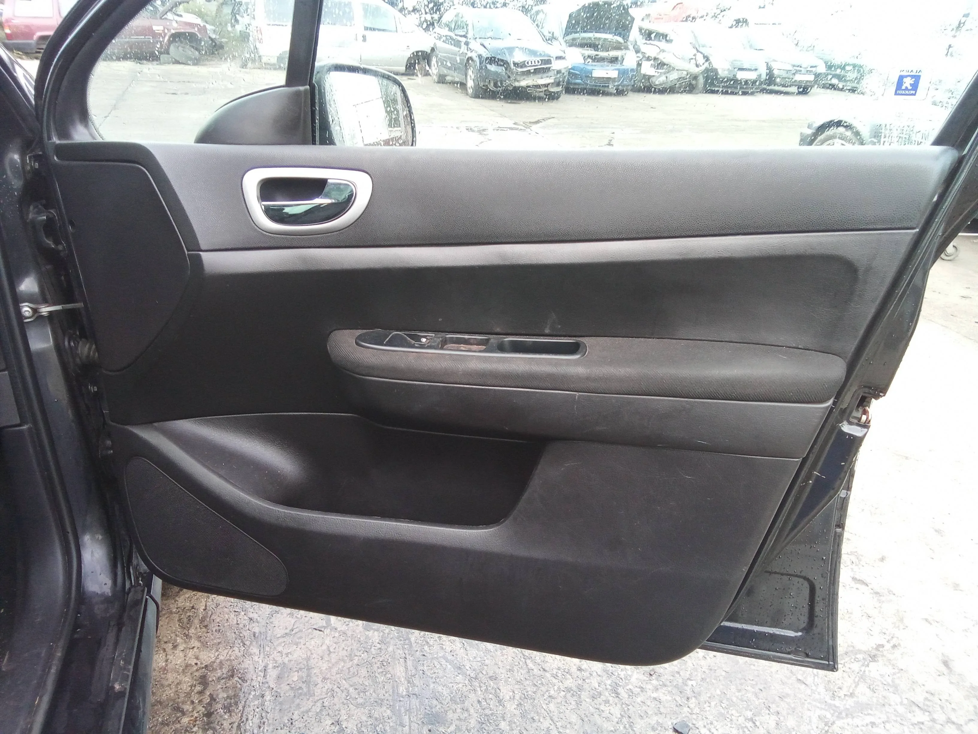 PEUGEOT 307 BREAK / SW (S1) '2004 1.6 HDI NEGRO