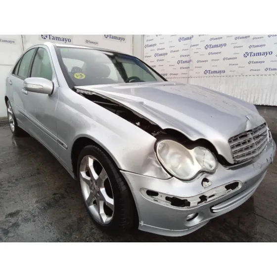 MERCEDES CLASE C (W203) BERLINA '2005 1.8 CAT PLATA
