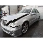MERCEDES-BENZ CLASE C (W203) BERLINA MERCEDES CLASE C (W203) BERLINA '2005 1.8 CAT PLATA 2000