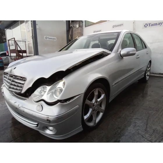 MERCEDES CLASE C (W203) BERLINA '2005 1.8 CAT PLATA
