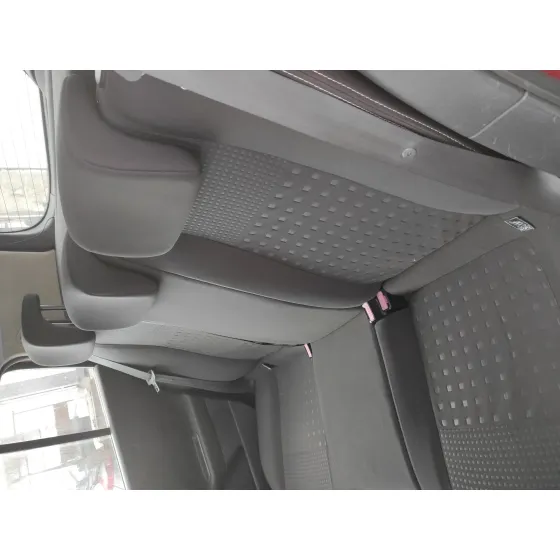 RENAULT MEGANE II BERLINA 5P '2005 1.6 16V GRANATE