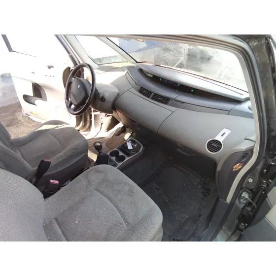 RENAULT ESPACE IV (JK0) '2004 2.0 16V TURBO NEGRO
