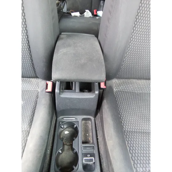 VOLKSWAGEN TIGUAN (5N1) '2009 2.0 TDI GRIS METALIZADO