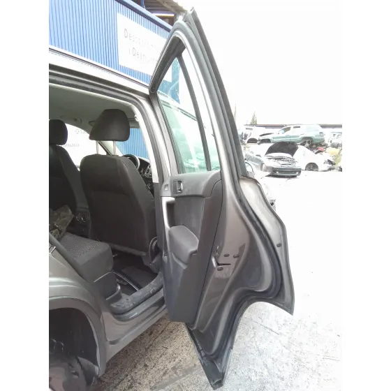VOLKSWAGEN TIGUAN (5N1) '2009 2.0 TDI GRIS METALIZADO