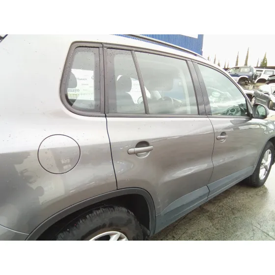 VOLKSWAGEN TIGUAN (5N1) '2009 2.0 TDI GRIS METALIZADO