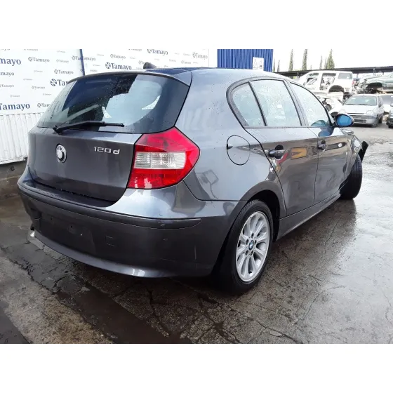 BMW SERIE 1 BERLINA (E81/E87) '2006 2.0 16V DIESEL GRIS