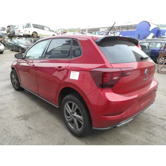 VOLKSWAGEN POLO '2023 1.0 TSI ROJO