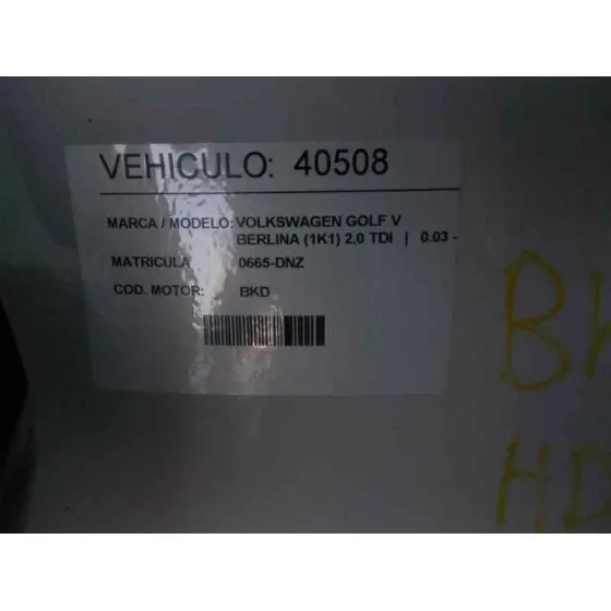 VOLKSWAGEN GOLF V BERLINA (1K1) '2005 2.0 TDI BLANCO