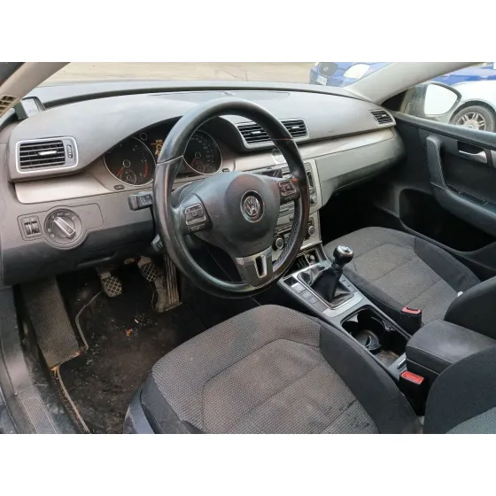 Volkswagen PASSAT B7 VARIANT (365) 2010