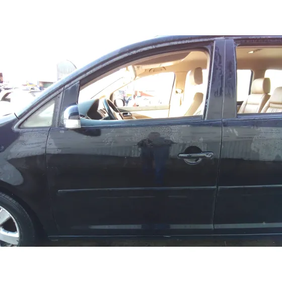 VOLKSWAGEN TOURAN (1T1) '2004 2.0 TDI NEGRO