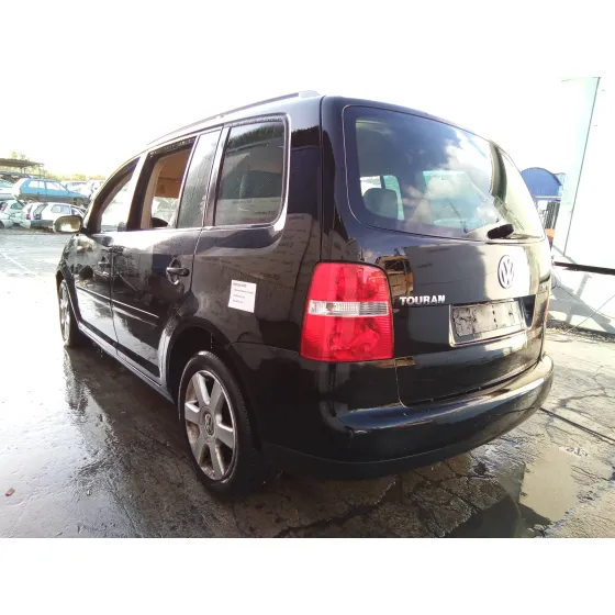 VOLKSWAGEN TOURAN (1T1) '2004 2.0 TDI NEGRO