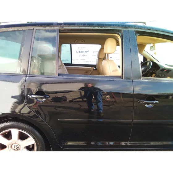 VOLKSWAGEN TOURAN (1T1) '2004 2.0 TDI NEGRO