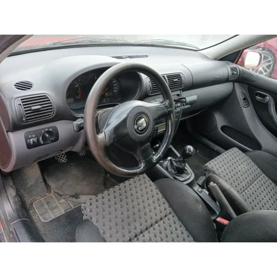 Seat LEON (1M1) 2000