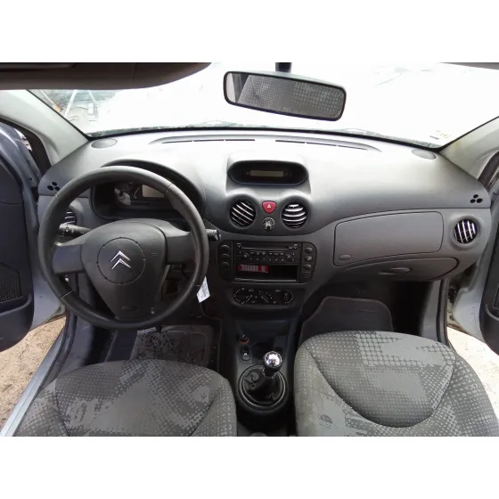CITROEN C2 '2004 1.1 PLATA