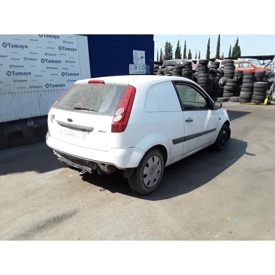 FORD FIESTA (CBK) '2006 VAN BLANCO