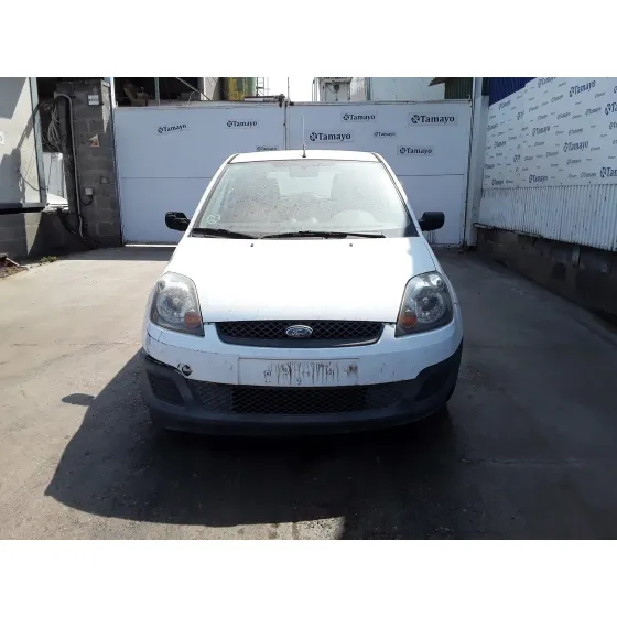 FORD FIESTA (CBK) '2006 VAN BLANCO