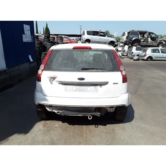 FORD FIESTA (CBK) '2006 VAN BLANCO