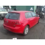 VOLKSWAGEN GOLF VII LIM. VOLKSWAGEN GOLF VII LIM. '2013 ADVANCE BLUEMOTION TECH. ROJO 2015