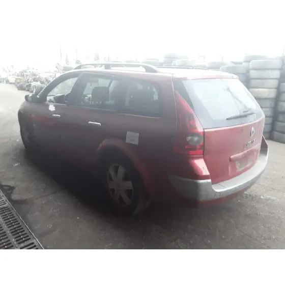 RENAULT MEGANE II BERLINA 5P '2004 1.9 DCI DIESEL GRANATE