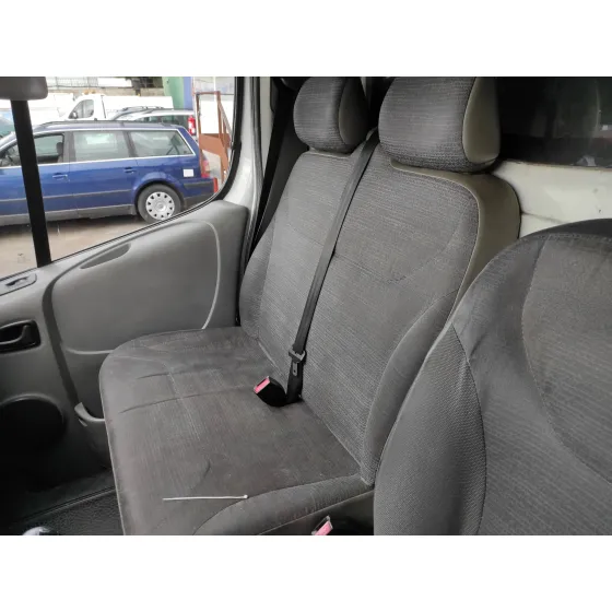 RENAULT TRAFIC CAJA CERRADA (AB 4.01) '2007 2.0 DCI DIESEL CAT BLANCO