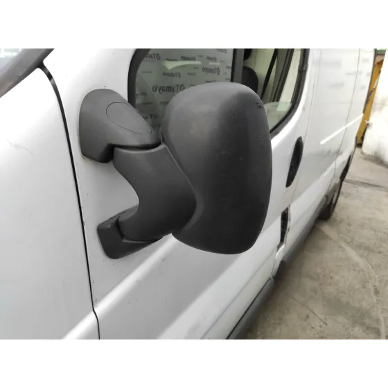 RENAULT TRAFIC CAJA CERRADA (AB 4.01) '2007 2.0 DCI DIESEL CAT BLANCO