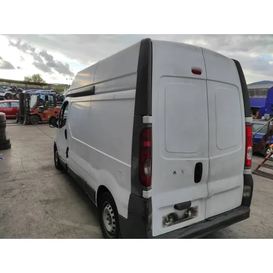 RENAULT TRAFIC CAJA CERRADA (AB 4.01) '2007 2.0 DCI DIESEL CAT BLANCO