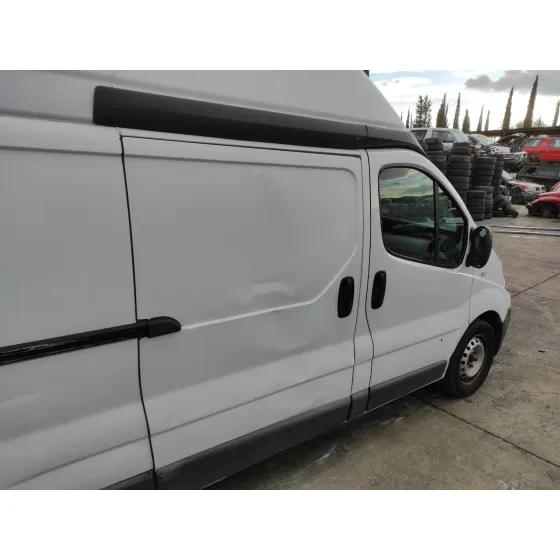 RENAULT TRAFIC CAJA CERRADA (AB 4.01) '2007 2.0 DCI DIESEL CAT BLANCO