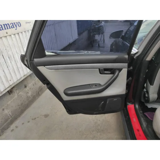 AUDI A4 AVANT (8E) '2006 2.5 TDI QUATTRO SPORT EDITION (132KW) NEGRO