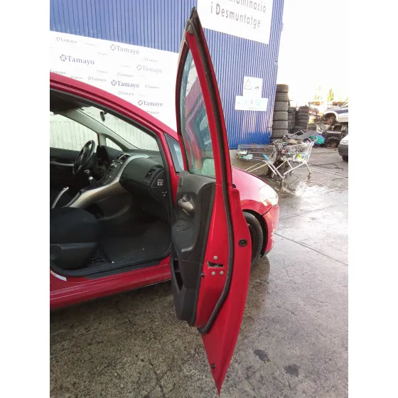 TOYOTA AURIS '2008 1.4 TURBODIESEL CAT ROJO