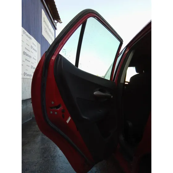 TOYOTA AURIS '2008 1.4 TURBODIESEL CAT ROJO