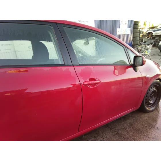 TOYOTA AURIS '2008 1.4 TURBODIESEL CAT ROJO