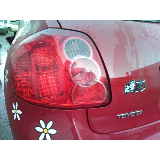 TOYOTA AURIS '2008 1.4 TURBODIESEL CAT ROJO
